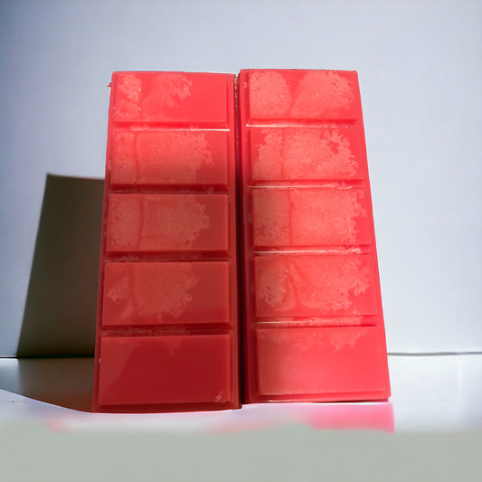 Strawberries and Cream snap bar